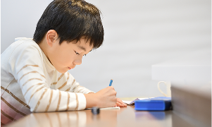 生活リズムに合わせて学ぶことができる